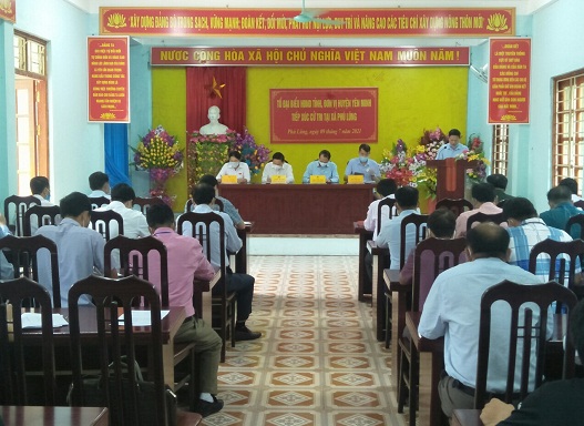 Tổ đại biểu HĐND tỉnh đơn vị huyện Yên Minh tiếp xúc cử tri tại hai xã Phú Lũng và Thắng Mố